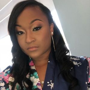 Meet your Posher, Briana